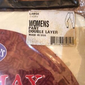 NEW in package Women’s polar Max, technical base layer, double layer, pant large